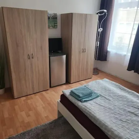 Апартаменты Monteurunterkunft Naehe Centro - 1ogr *