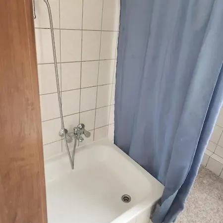 Monteurunterkunft Naehe Centro - 1ogr Апартаменты Оберхаузен