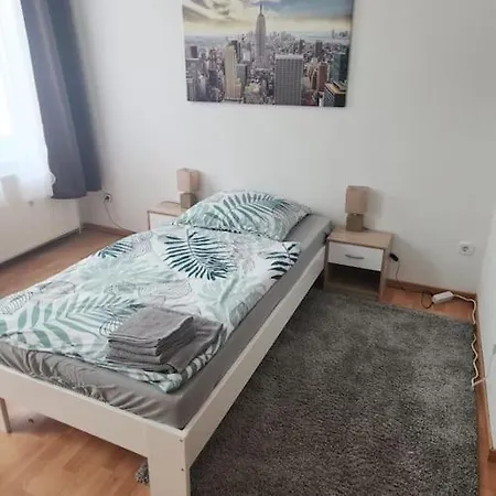 Monteurunterkunft Naehe Centro - 1ogr Апартаменты Оберхаузен